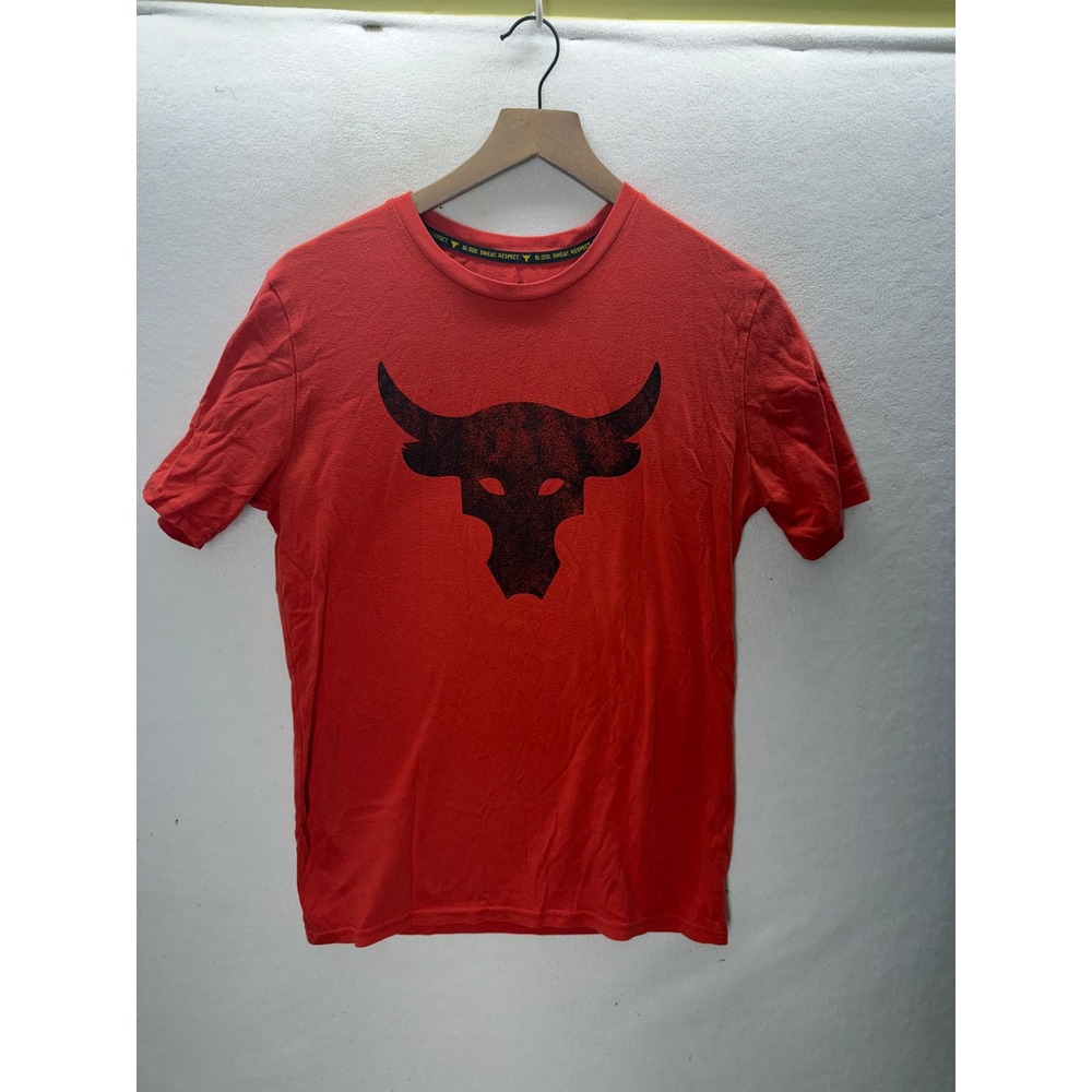Under Armour T-Shirt Mens SM Red Project Rock Brahma Bull Graphic 3520